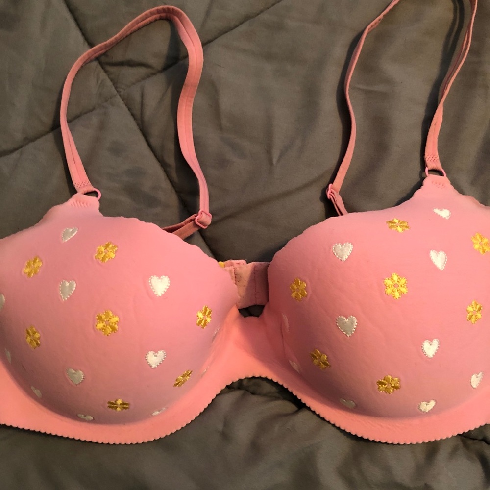 Victoria’s Secret bra